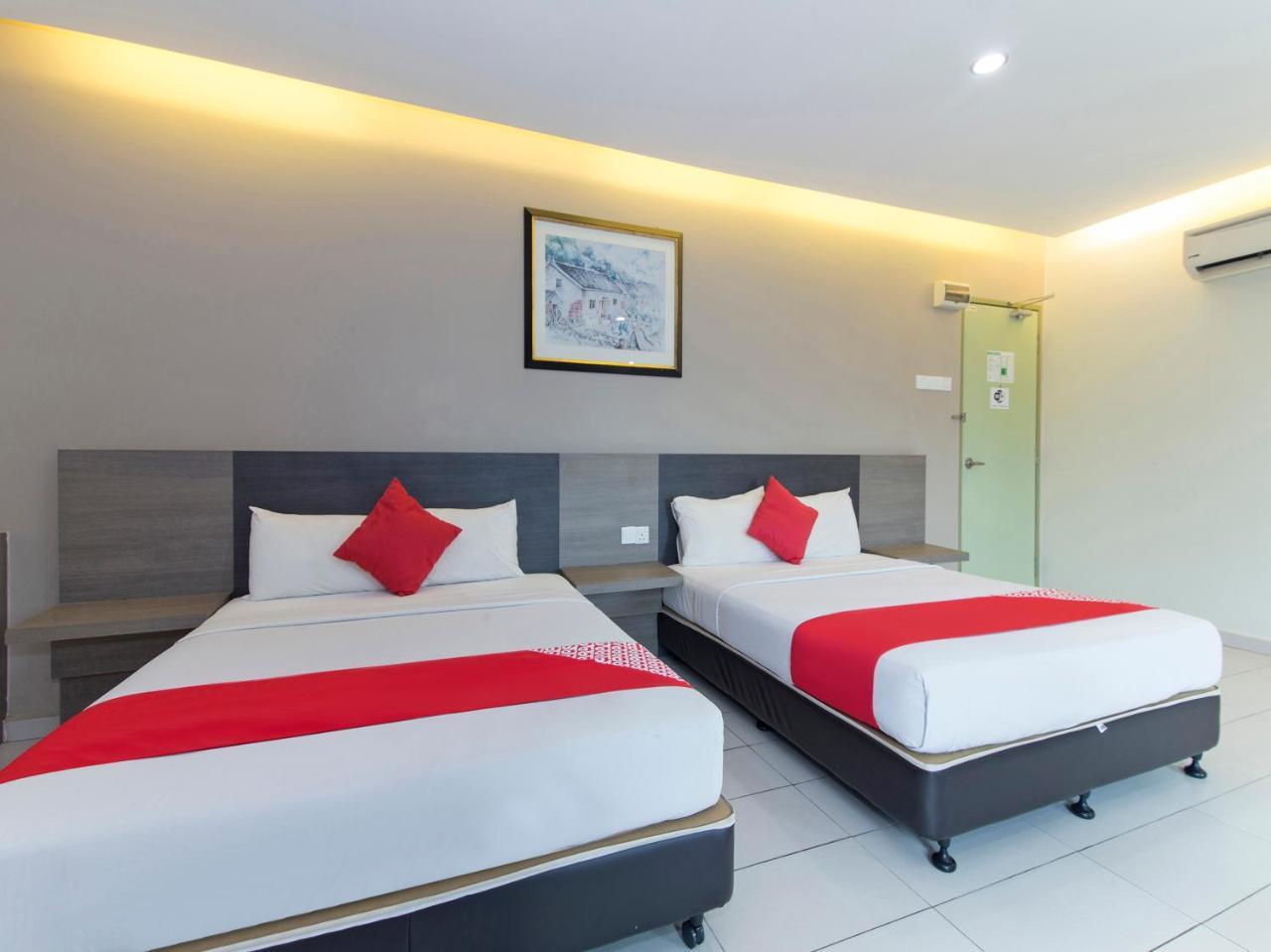 Hotel Suria Malaqa Malacca Exterior photo