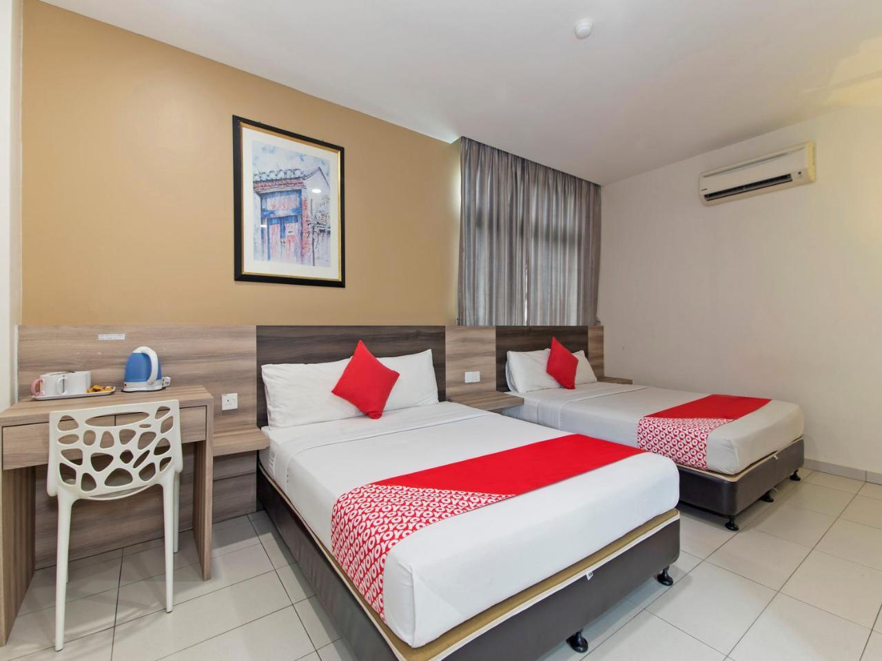 Hotel Suria Malaqa Malacca Exterior photo