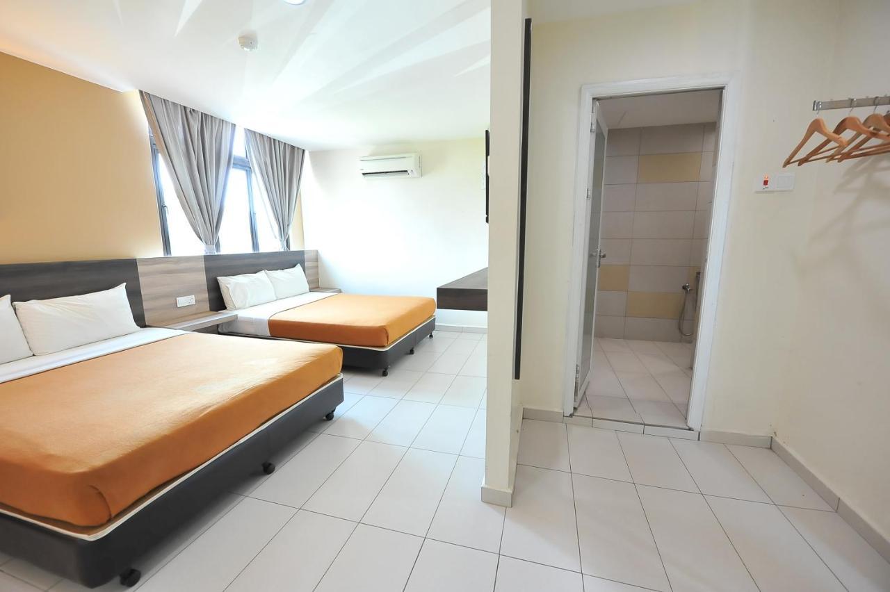 Hotel Suria Malaqa Malacca Exterior photo