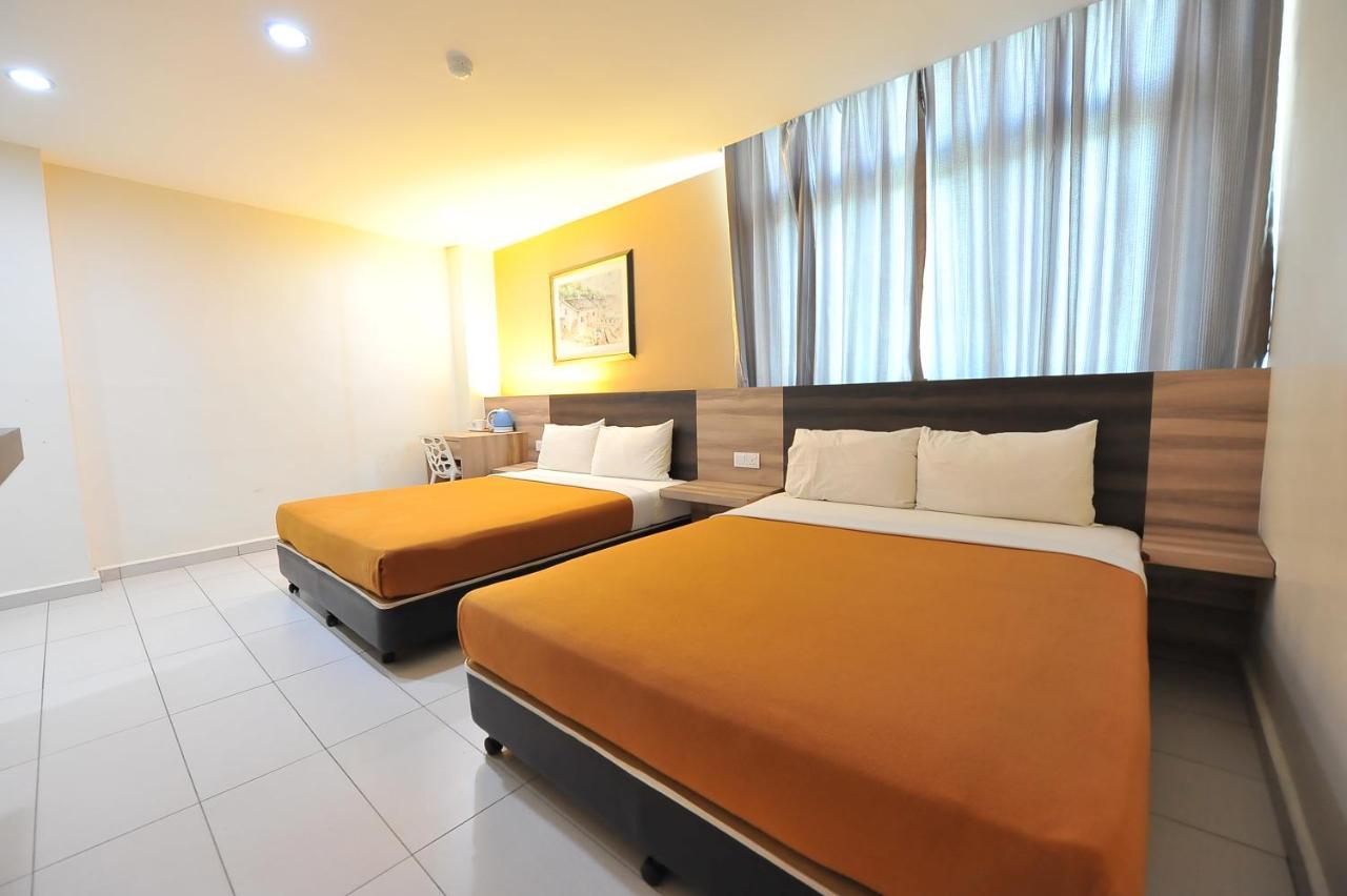 Hotel Suria Malaqa Malacca Exterior photo