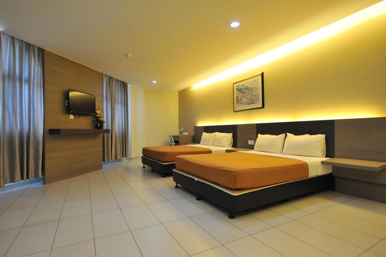 Hotel Suria Malaqa Malacca Exterior photo