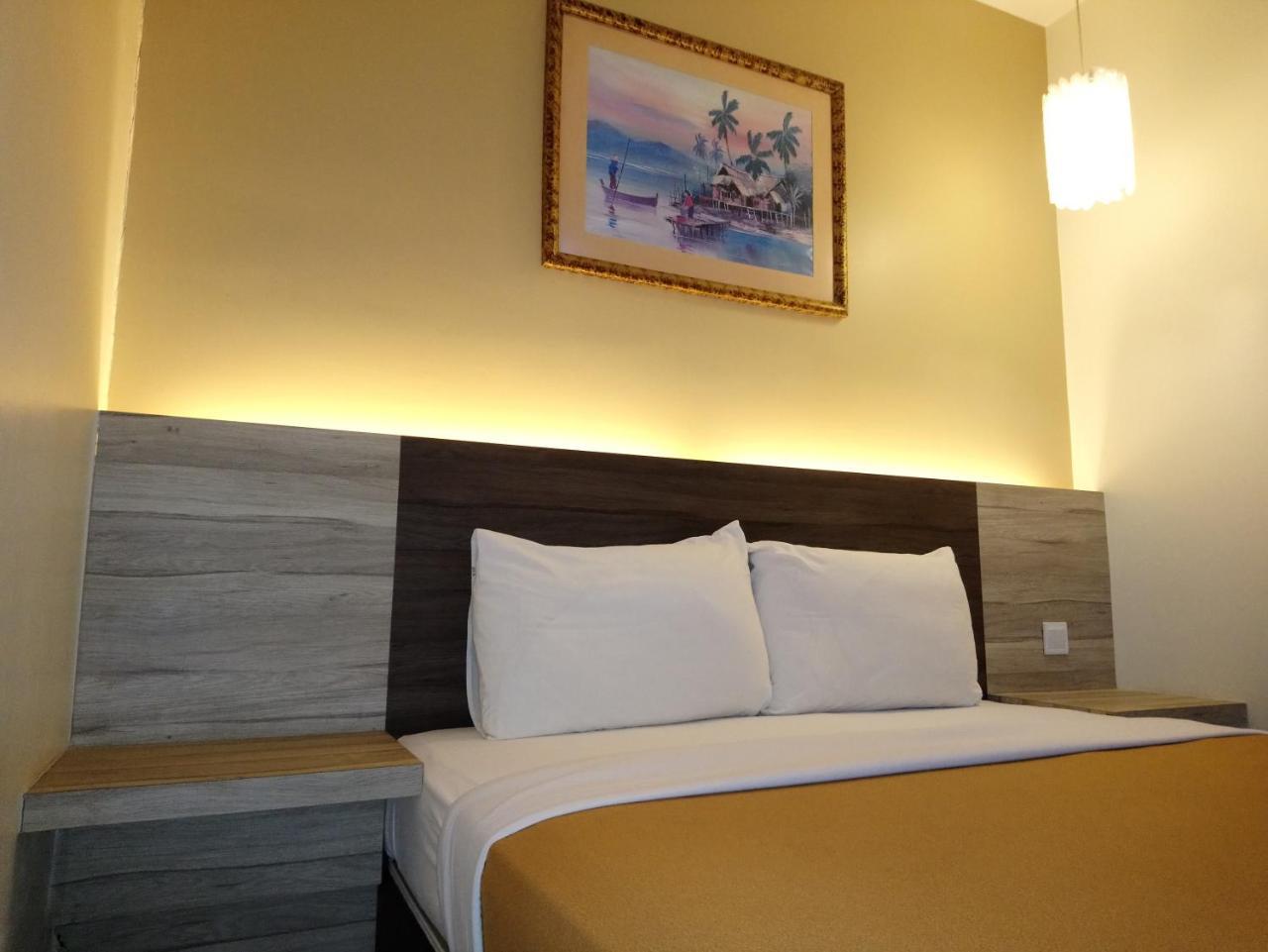 Hotel Suria Malaqa Malacca Exterior photo